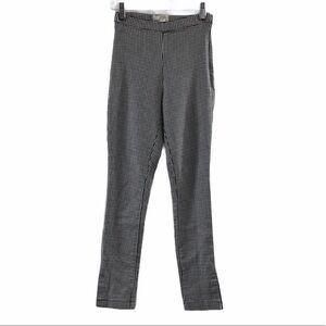 Urban Outfitters Fitters Houndstooth Capri‎ Pants